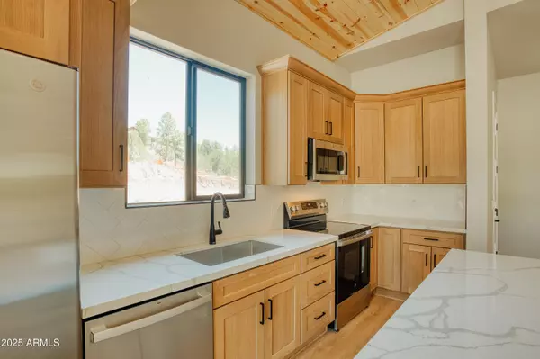 Show Low, AZ 85901,4696 West Tatanka Loop --