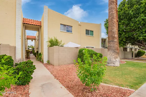 Scottsdale, AZ 85251,4925 N 73RD Street #4