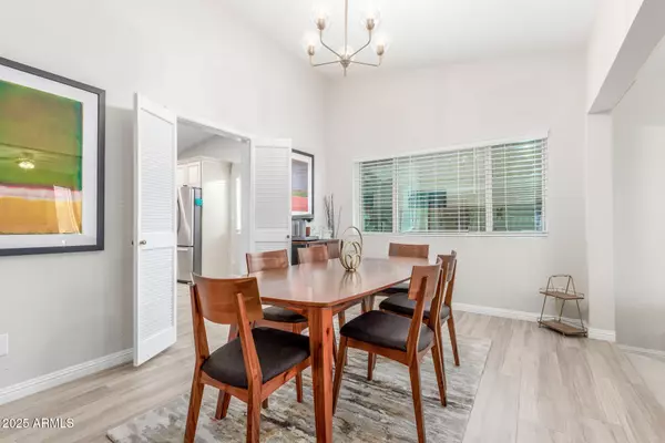 Mesa, AZ 85202,2313 W KEATING Avenue