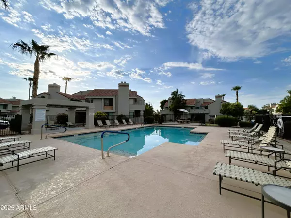 Scottsdale, AZ 85258,10055 E MOUNTAINVIEW LAKE Drive #2059