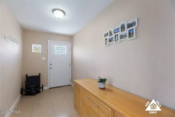 Phoenix, AZ 85008,1644 N 43RD Street