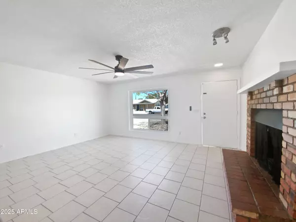 Apache Junction, AZ 85120,261 W 21ST Avenue