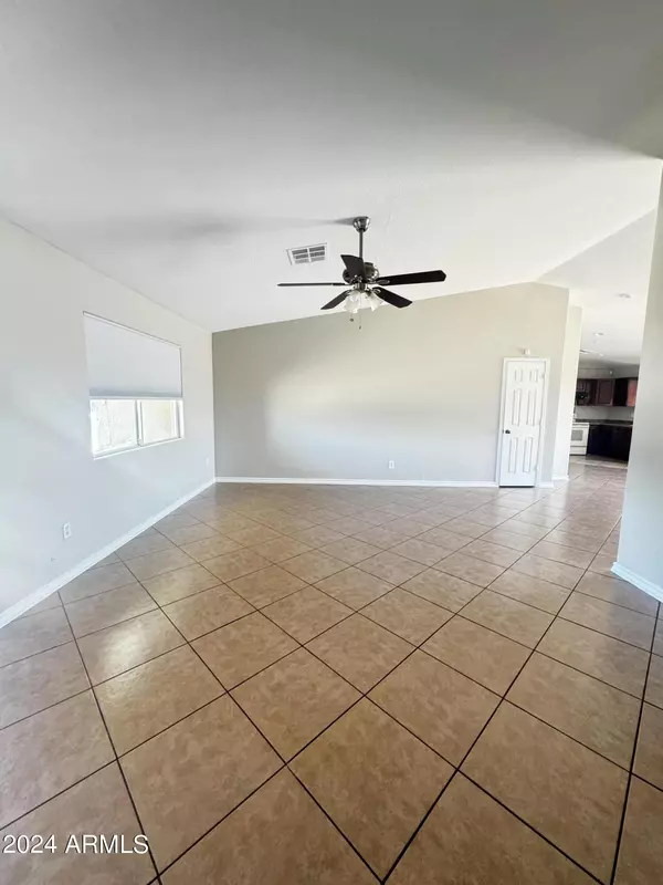Phoenix, AZ 85035,2538 N 53RD Drive