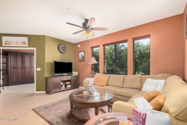 Chandler, AZ 85286,3330 S GILBERT Road S #1024