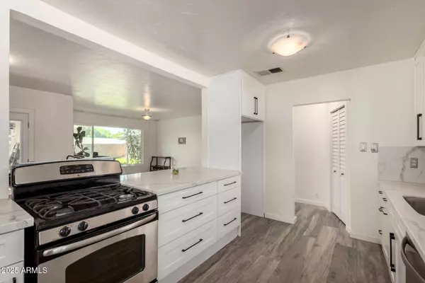 Phoenix, AZ 85016,3101 E CAMPBELL Avenue