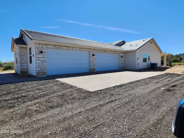 Queen Creek, AZ 85142,1645 N ARROWHEAD Lane