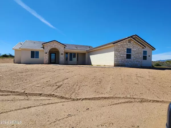 1645 N ARROWHEAD Lane, Queen Creek, AZ 85142