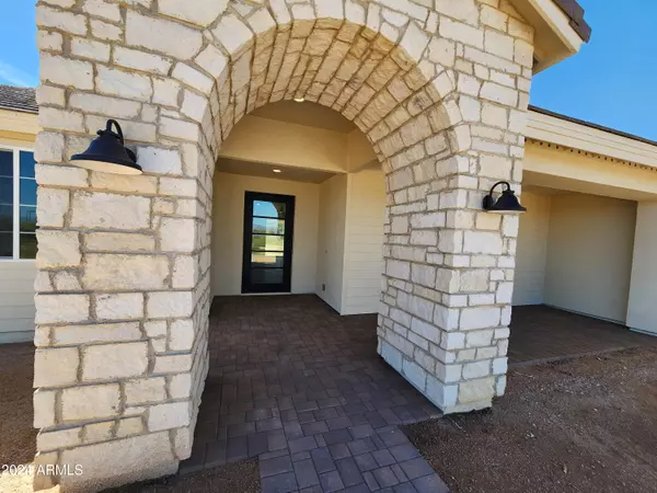 Queen Creek, AZ 85142,1645 N ARROWHEAD Lane