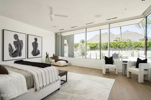 Paradise Valley, AZ 85253,5120 N CASA BLANCA Drive