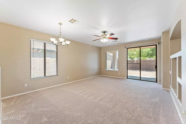 Gilbert, AZ 85295,3365 E DENNISPORT Avenue