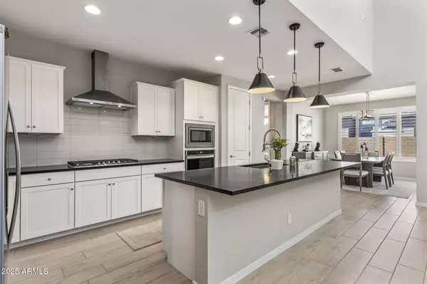 Phoenix, AZ 85054,5945 E Salter Drive