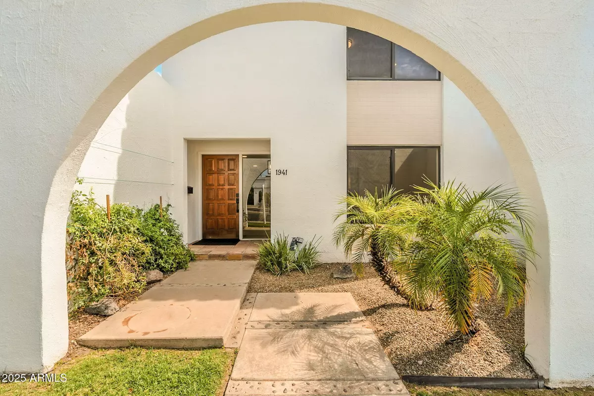 Phoenix, AZ 85016,1941 E MEDLOCK Drive