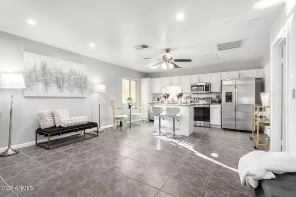 3511 E BASELINE Road #1074, Phoenix, AZ 85042
