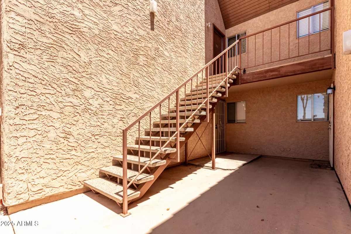 Mesa, AZ 85210,1942 S EMERSON Street #112