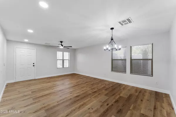 Mesa, AZ 85209,8463 E NATAL Circle