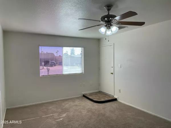 Phoenix, AZ 85029,2930 W LAUREL Lane