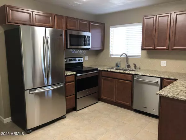 Phoenix, AZ 85020,1322 E MORTEN Avenue