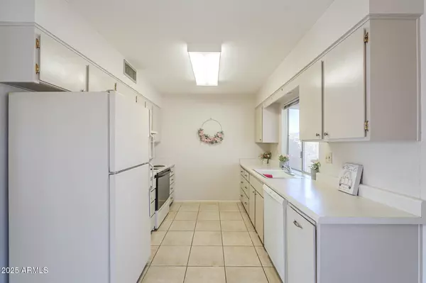 Sun City, AZ 85351,16202 N 106TH Avenue