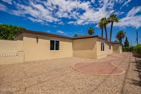 701 W WINDSOR Avenue, Phoenix, AZ 85007