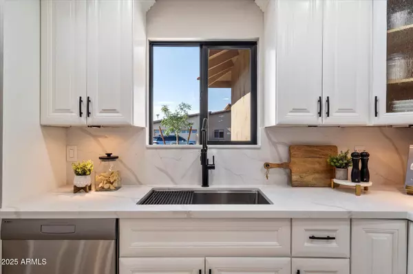 Scottsdale, AZ 85250,7927 E SAGE Drive