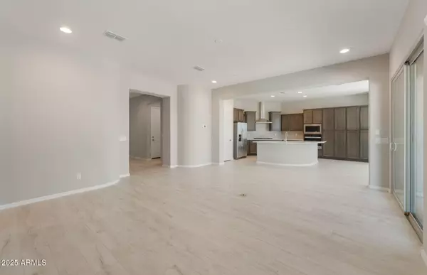 Florence, AZ 85132,7802 W Mockingbird Way