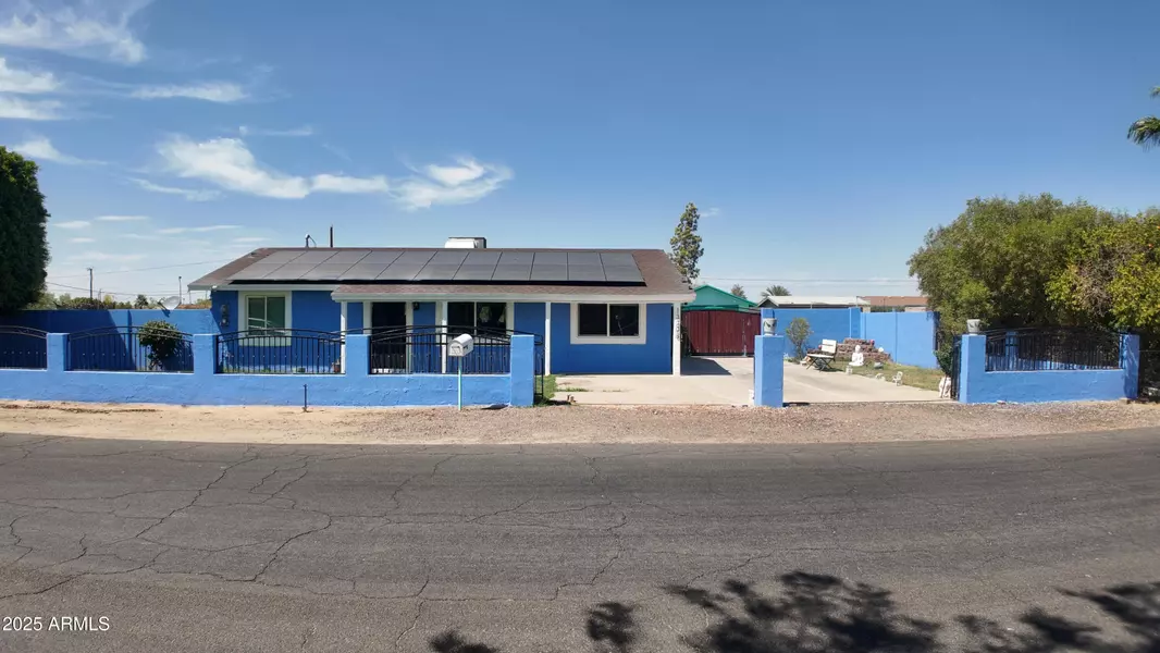13208 W TUCKEY Lane, Glendale, AZ 85307