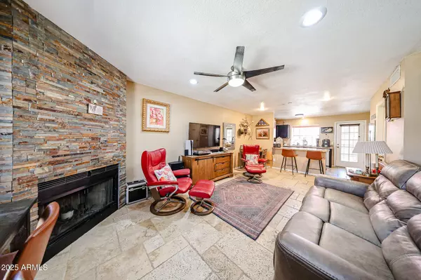 Scottsdale, AZ 85254,4901 E KELTON Lane #1205