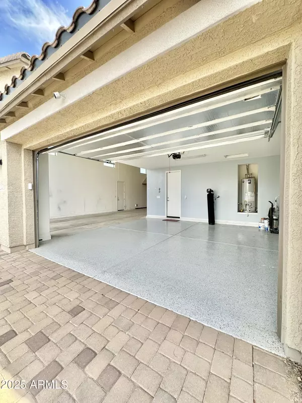 Litchfield Park, AZ 85340,12465 W CLAREMONT Street