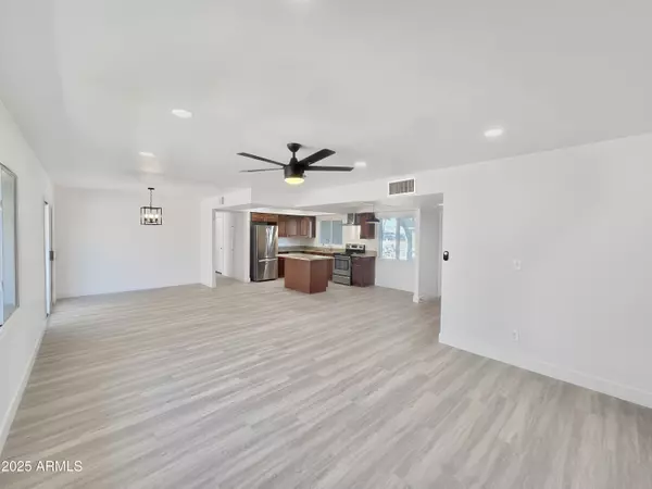 Phoenix, AZ 85029,13121 N 21st Drive