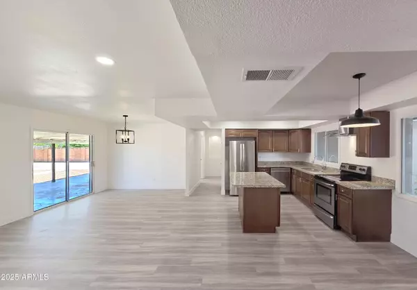 Phoenix, AZ 85029,13121 N 21st Drive
