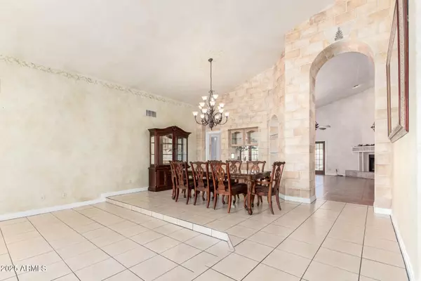 Gilbert, AZ 85234,1325 E TREASURE COVE Drive