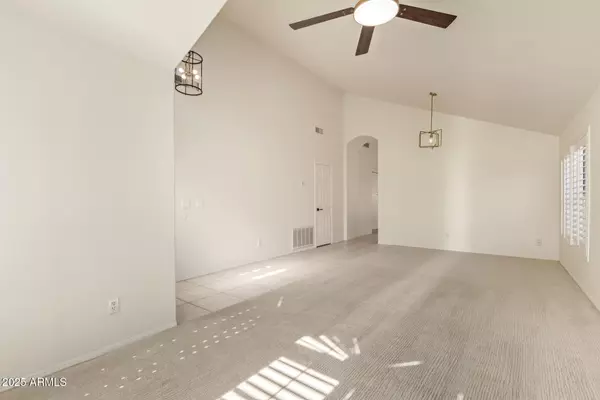 Chandler, AZ 85286,1690 W GUNSTOCK Loop