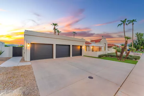 9225 N 83RD Way, Scottsdale, AZ 85258