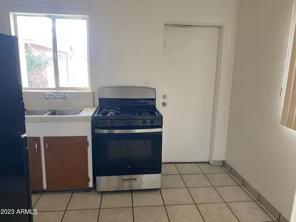 Phoenix, AZ 85013,3308 N 11TH Avenue