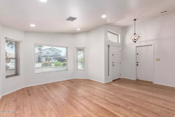 Tempe, AZ 85284,1920 E BELMONT Drive