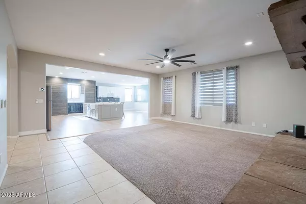 Surprise, AZ 85388,18465 W DESERT Lane