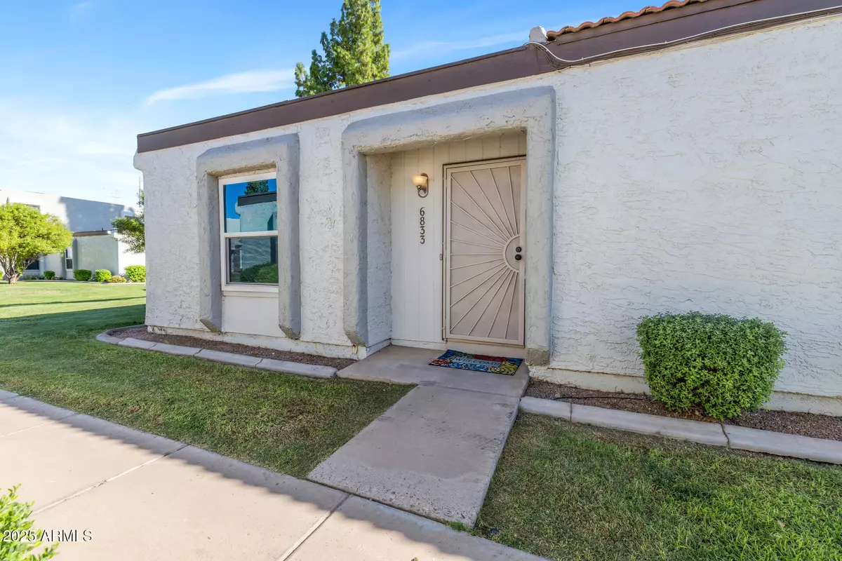 Tempe, AZ 85283,6833 S JENTILLY Lane