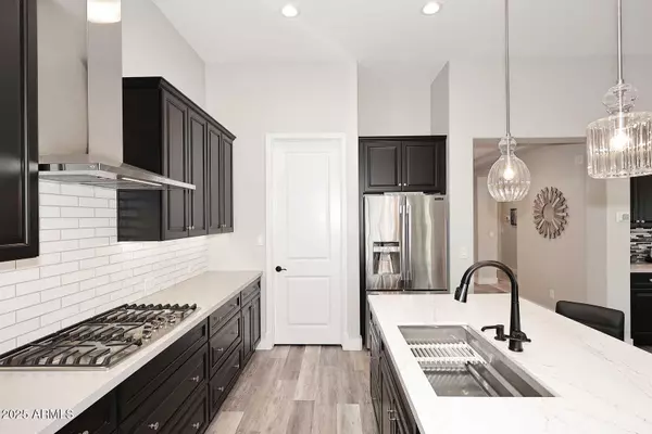 Goodyear, AZ 85395,16987 W EDGEMONT Avenue