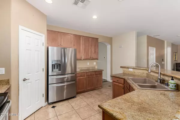 Phoenix, AZ 85086,4424 W COTTONTAIL Road