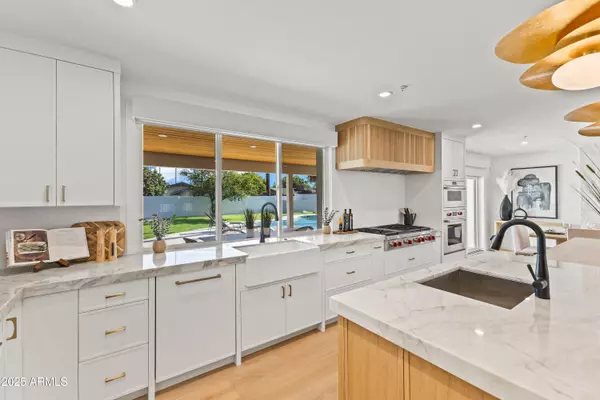 Scottsdale, AZ 85250,7411 E VISTA Drive