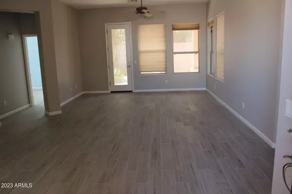 Scottsdale, AZ 85254,18217 N 49th Place