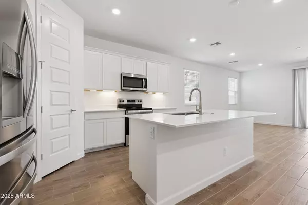 Waddell, AZ 85355,17818 W Mission Lane