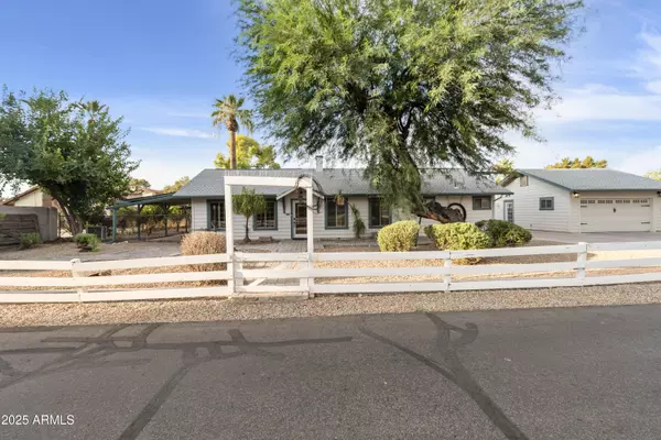 Chandler, AZ 85225,229 E TREMAINE Drive