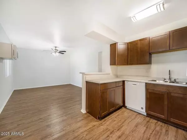 Mesa, AZ 85213,2305 E MAIN Street #1