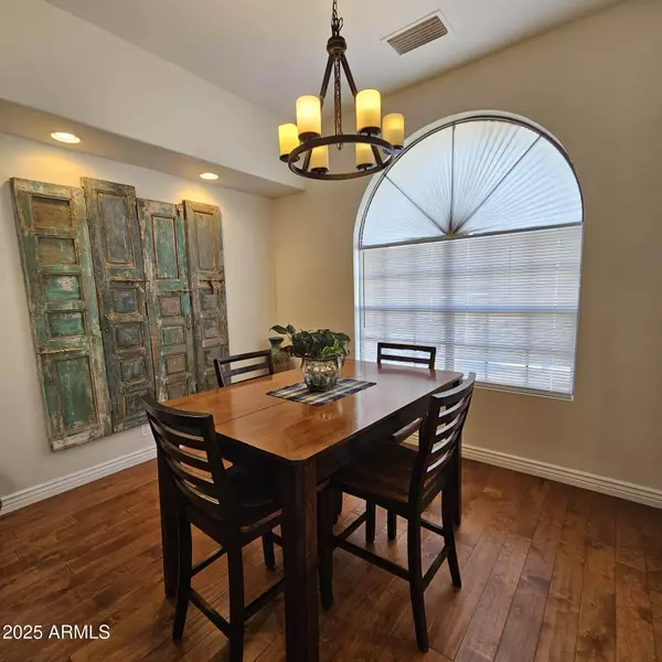 Scottsdale, AZ 85258,10017 E MOUNTAIN VIEW Road #2082