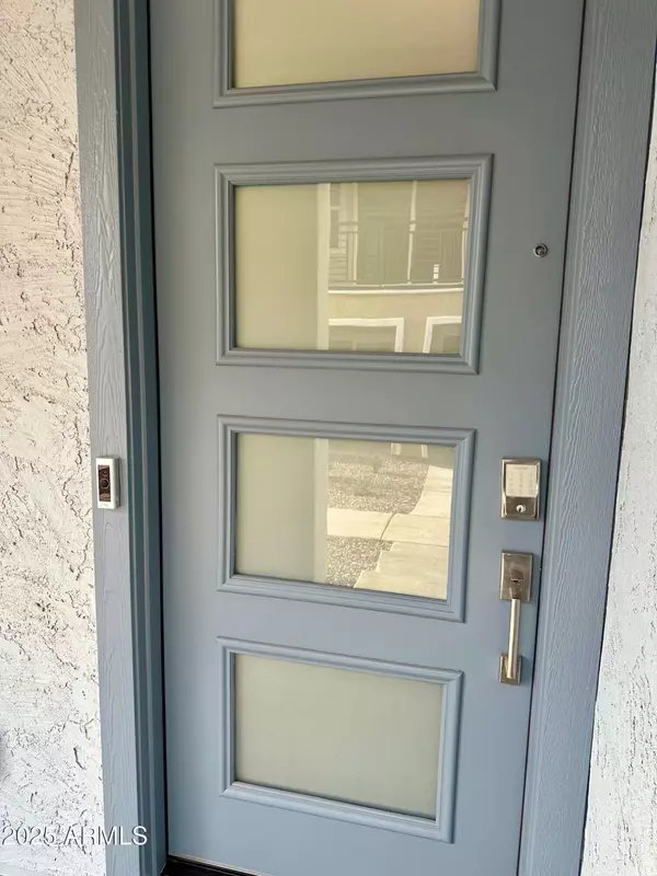 Mesa, AZ 85212,8149 E PETUNIA Avenue #1061