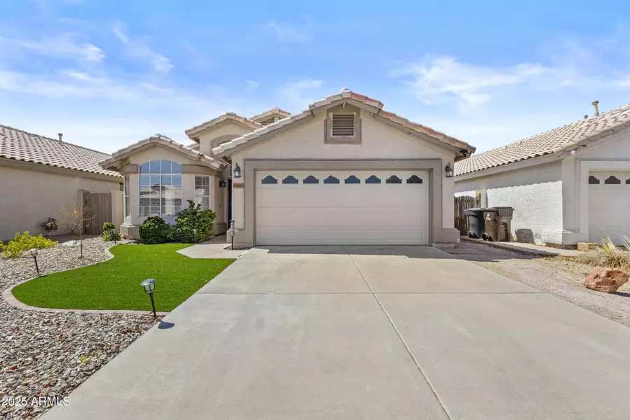 8443 W CHARTER OAK Road, Peoria, AZ 85381