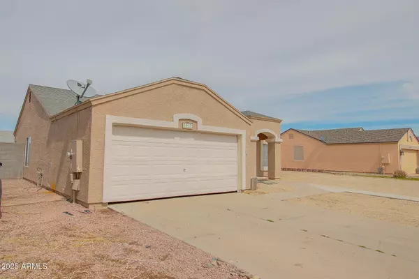 Casa Grande, AZ 85122,1232 E AVENIDA ISABELA --