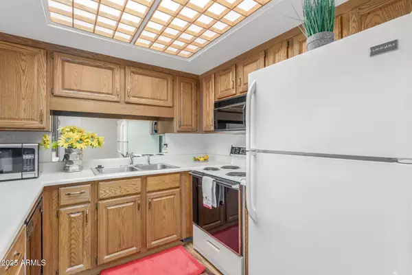 Sun City, AZ 85351,10330 W THUNDERBIRD Boulevard #A308