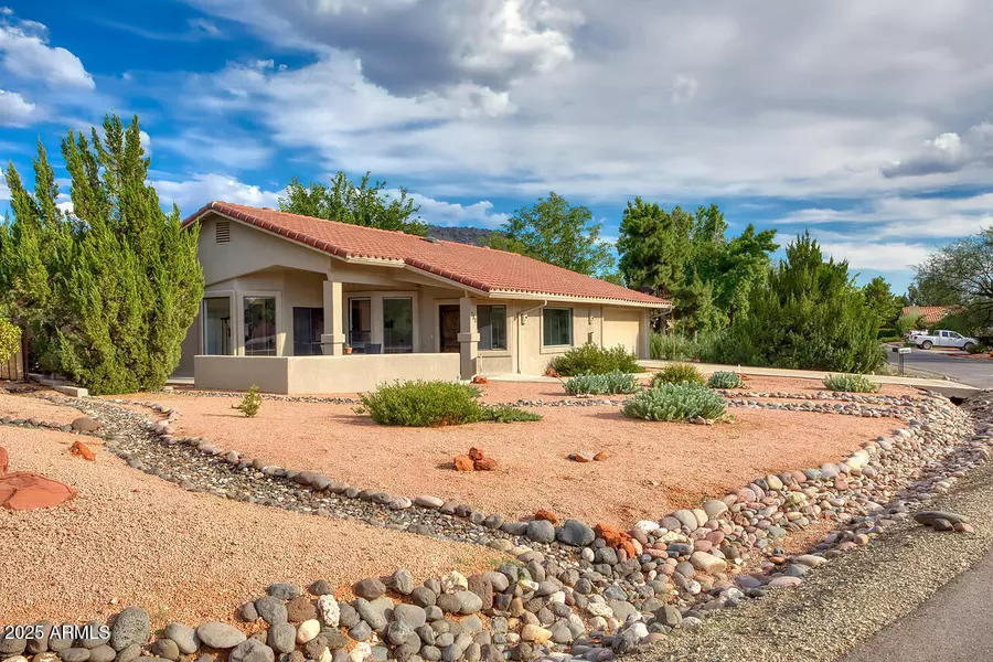 380 CONCHO Drive, Sedona, AZ 86351